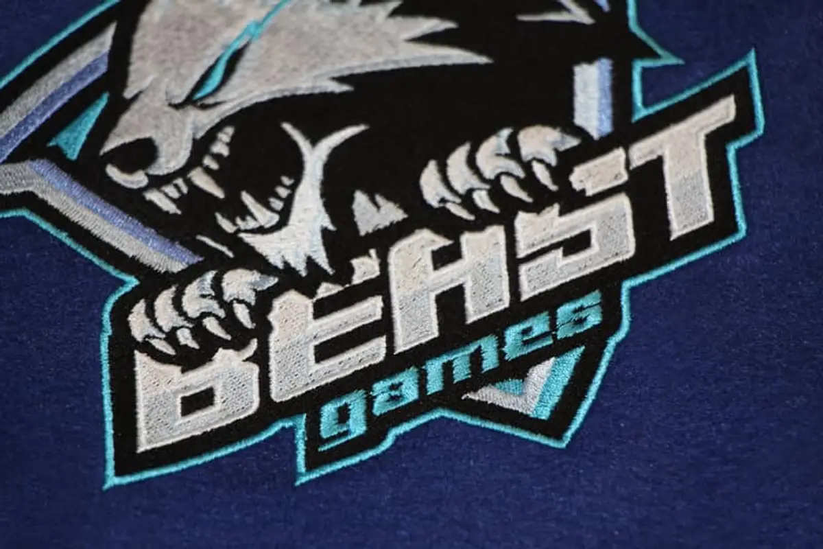 Beastgames Logo Wolf Stick – Bild 5