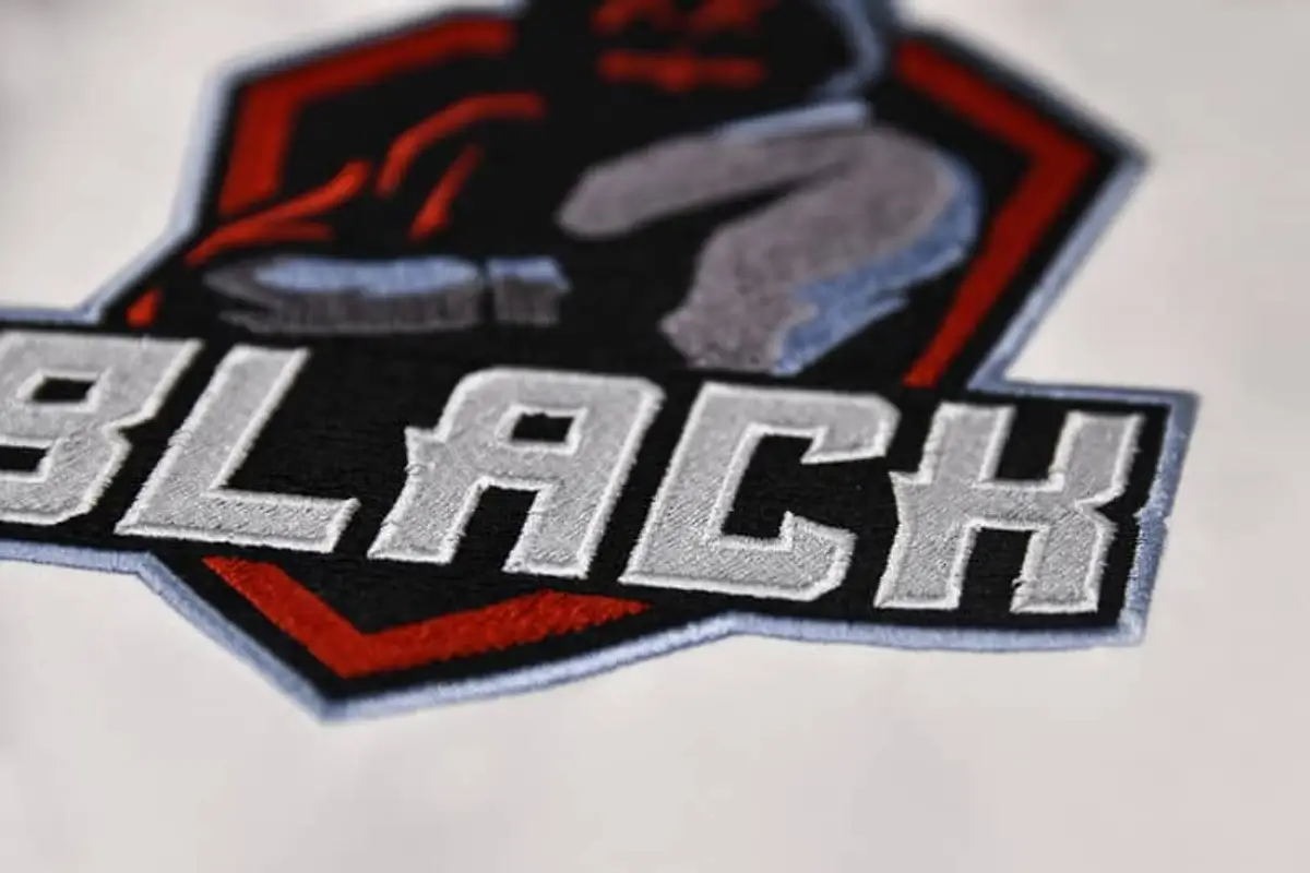 Black Phänomen Logo Stick – Bild 4