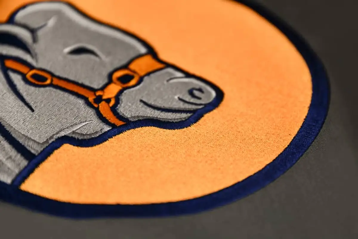 Kopf Kuh Seitenansicht Stick – Bild 4