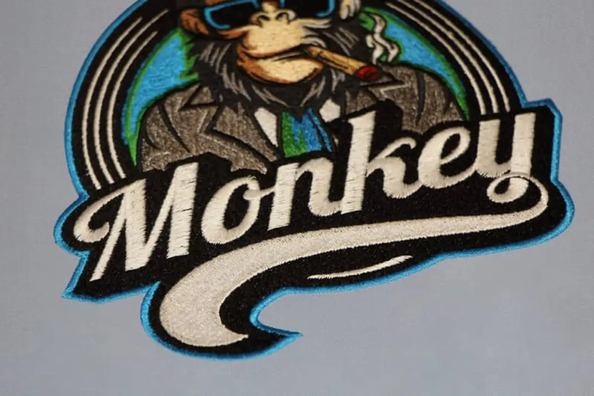 Monkey Logo rauchend Stick – Bild 5