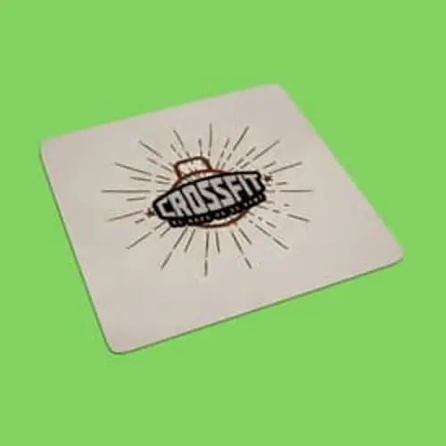 Sportliches Stickmotiv: Crossfit Logo. Perfekt für Fitnessstudios, Sportkleidung und motivierende Projekte.