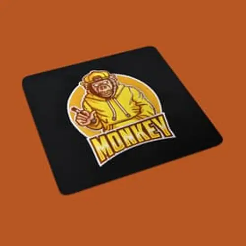 Witziges Stickmotiv: Rauchender Affe im Monkey Logo, gelb. Perfekt für humorvolle Mode und Accessoires.