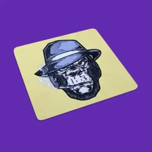 Markantes Stickmotiv: Rauchender Gorillakopf mit Hut, Frontansicht. Perfekt für kreative Mode und Accessoires.