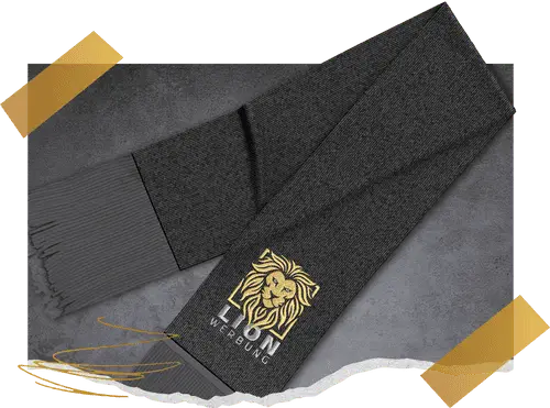 Schals mit individueller Stickerei von Lion Werbe GmbH, perfekt als Accessoire oder Geschenk.