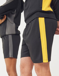 Adults Knitted Shorts With Zip Pockets