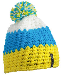 Crocheted Cap With Pompon (Hover)